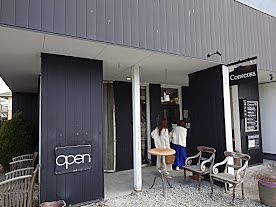 #軽井沢グルメ　店内ペット可カフェ「カフェ・コンヴェルサ」ランチ、ディナー